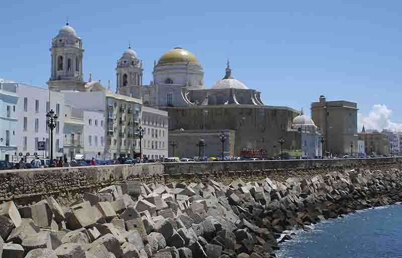 Cádiz 08 - catedral de la Santa Cruz de Cádiz.jpg